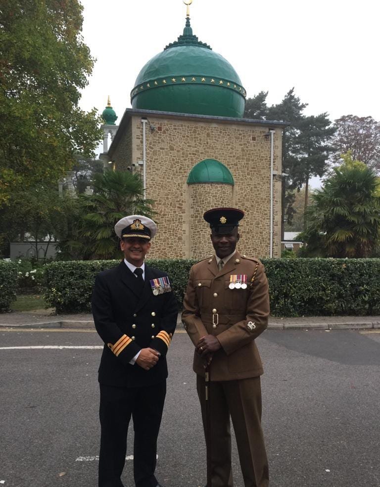 Professor Khan in No.1 dress at the Shah Jahan Mosque